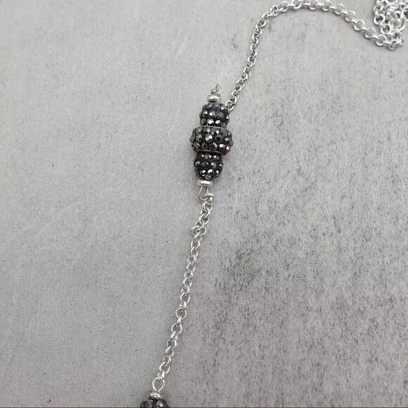 Liz Claiborne Necklace Silver Tone Station Beads Tassel Pendant 26 Inch NWOT - Picture 5 of 8